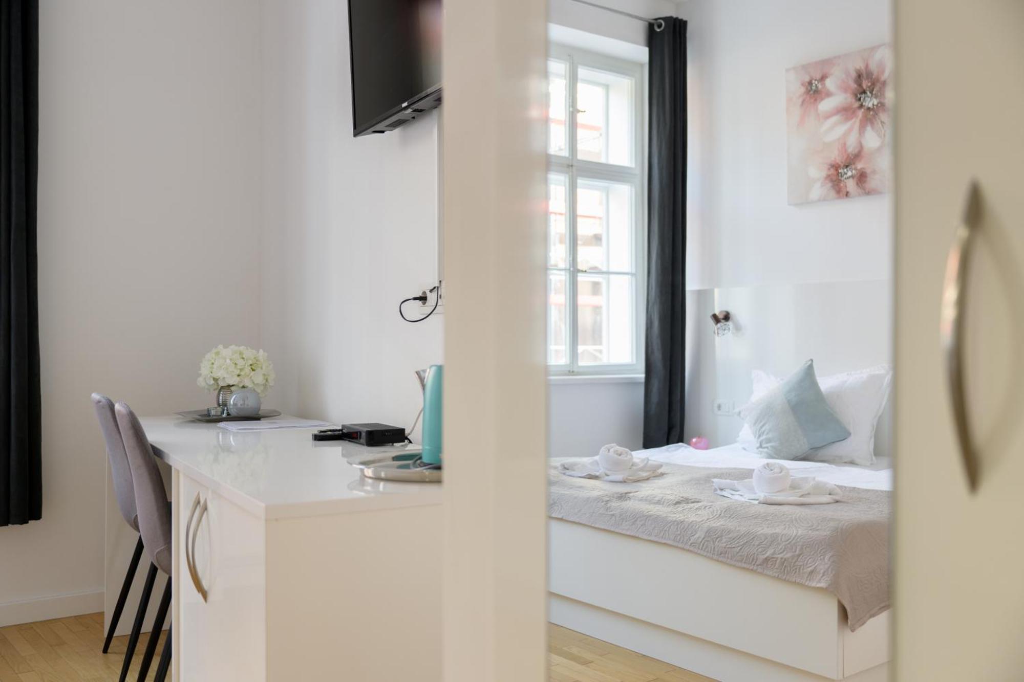 Niva Rooms & Studio Apartment Zagreb Eksteriør billede